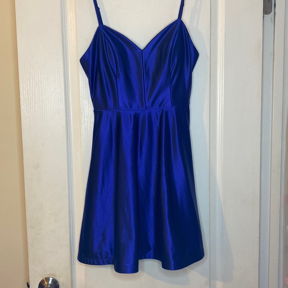 Size 9, blue semi-formal dress